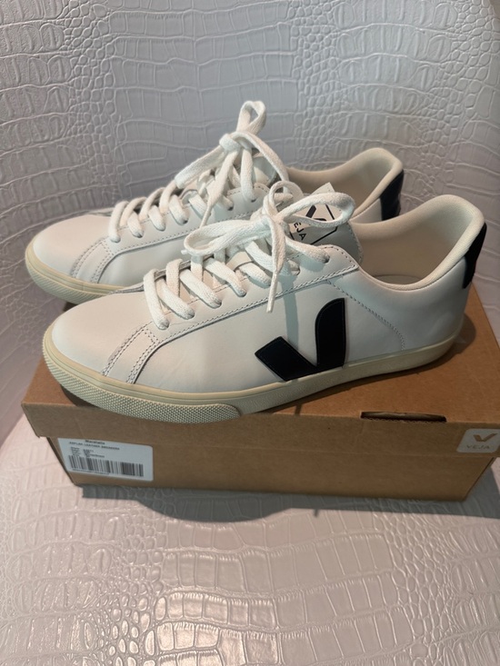 Veja Shoes - Veja White Leather Sneakers with Black V Emblem